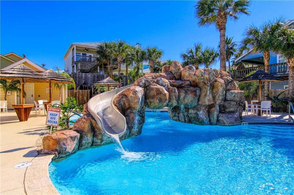 Twisted Pelican - Beach Gear Included! Port Aransas Ngoại thất bức ảnh